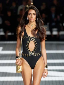 Luxury Beach Fashion Secrets from Vietnam's Most Influential Socialites - image 0