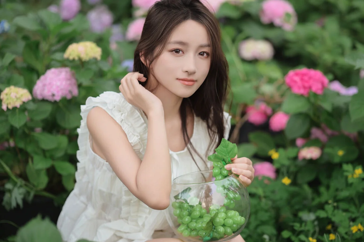 YiTuYu Art Language Vol.7203: Yu Er Artistic Portrait Series