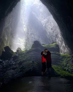 Explore Son Doong Cave: The World's Largest Cave and Its Otherworldly Beauty in Vietnam - image 4