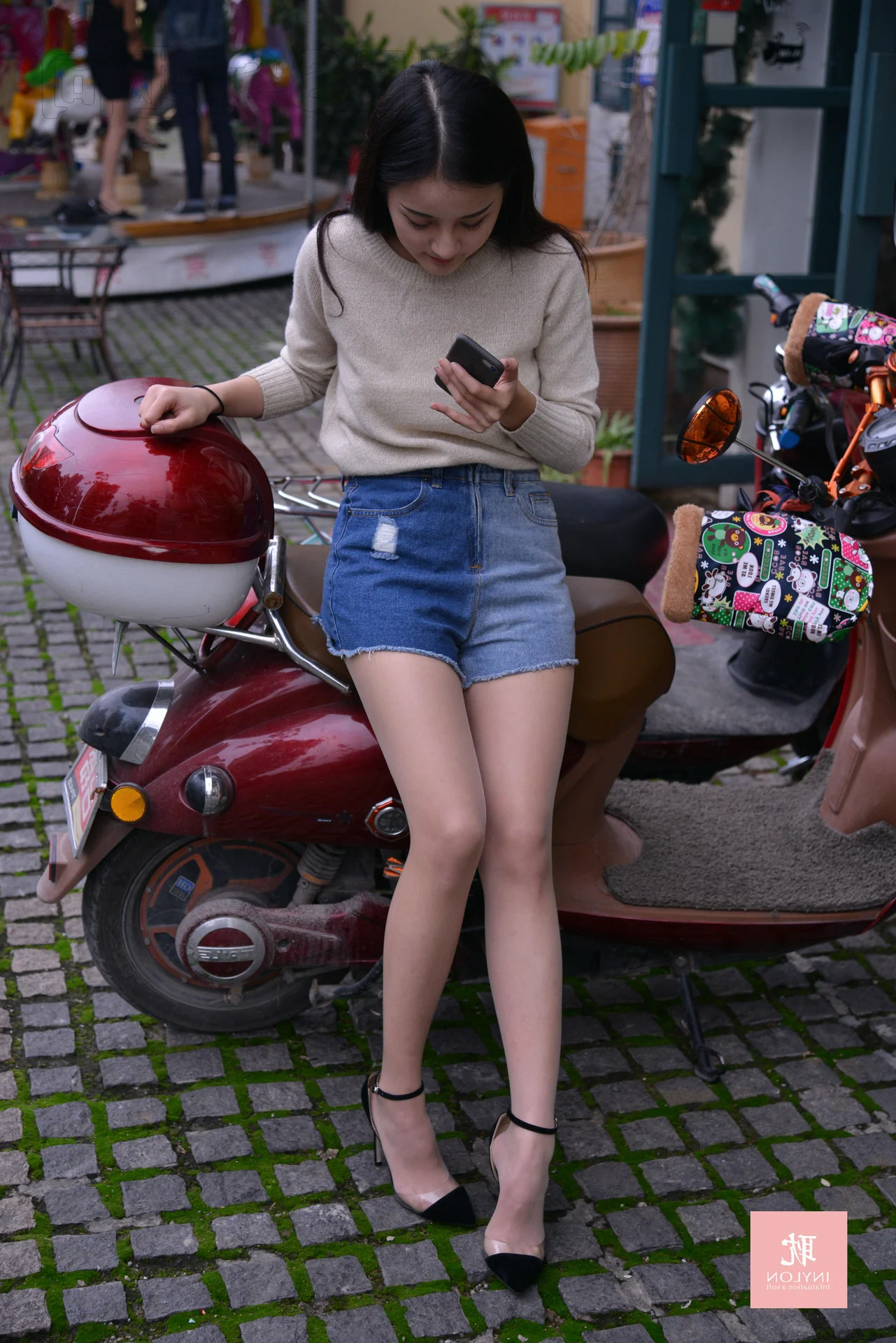 IESS Pro Collection 101 - Shi Qi Modern Urban Lifestyle Gallery