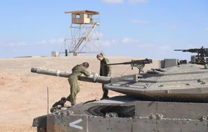 The Strength and Grace of Israeli Female Soldiers: A Captivating Visual Gallery - image 3