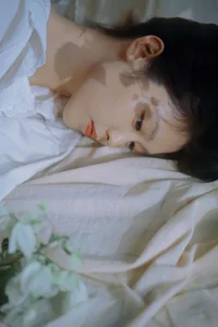 The Ethereal Elegance of Yi Zhi You Zi in Art Language Vol.8951 - image 0