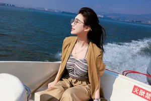 Captivating Aesthetic of Pei Tong Xue in YiTuYu Art Language Vol.4800 Photography Collection - image 3
