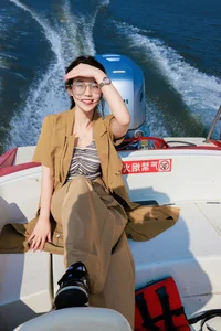 Captivating Aesthetic of Pei Tong Xue in YiTuYu Art Language Vol.4800 Photography Collection - image 20