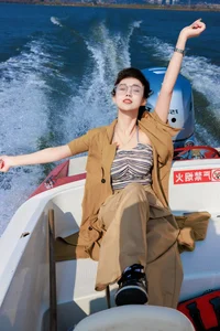 Captivating Aesthetic of Pei Tong Xue in YiTuYu Art Language Vol.4800 Photography Collection - image 17