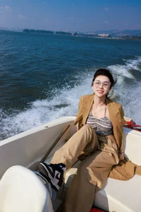 Captivating Aesthetic of Pei Tong Xue in YiTuYu Art Language Vol.4800 Photography Collection - image 10