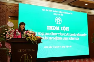 Hanoi Tourism Strategic Growth: Aiming for 27 Million Visitors in 2024 - image 0