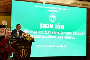 Hanoi Tourism Strategic Growth: Aiming for 27 Million Visitors in 2024 - image 4