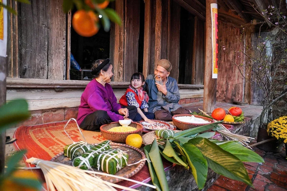 Celebrating Vietnamese Tet: A Guide to the Traditions, Colors, and Cultural Identity of the Lunar New Year in Vietnam