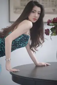 Dva Shines in Sparkling Emerald Dress: Captivating Fashion Portrait - YiTuYu Vol.8640 - image 27