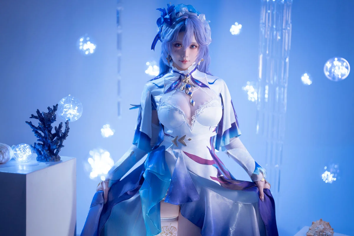 Stunning Wuthering Waves Camellia Cosplay by Hoshilily: A Red Floral Fantasy Photoshoot Featuring 31 High-Resolution Artistic Images