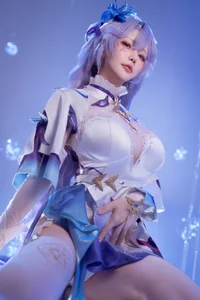 Stunning Wuthering Waves Camellia Cosplay by Hoshilily: A Red Floral Fantasy Photoshoot Featuring 31 High-Resolution Artistic Images - image 18