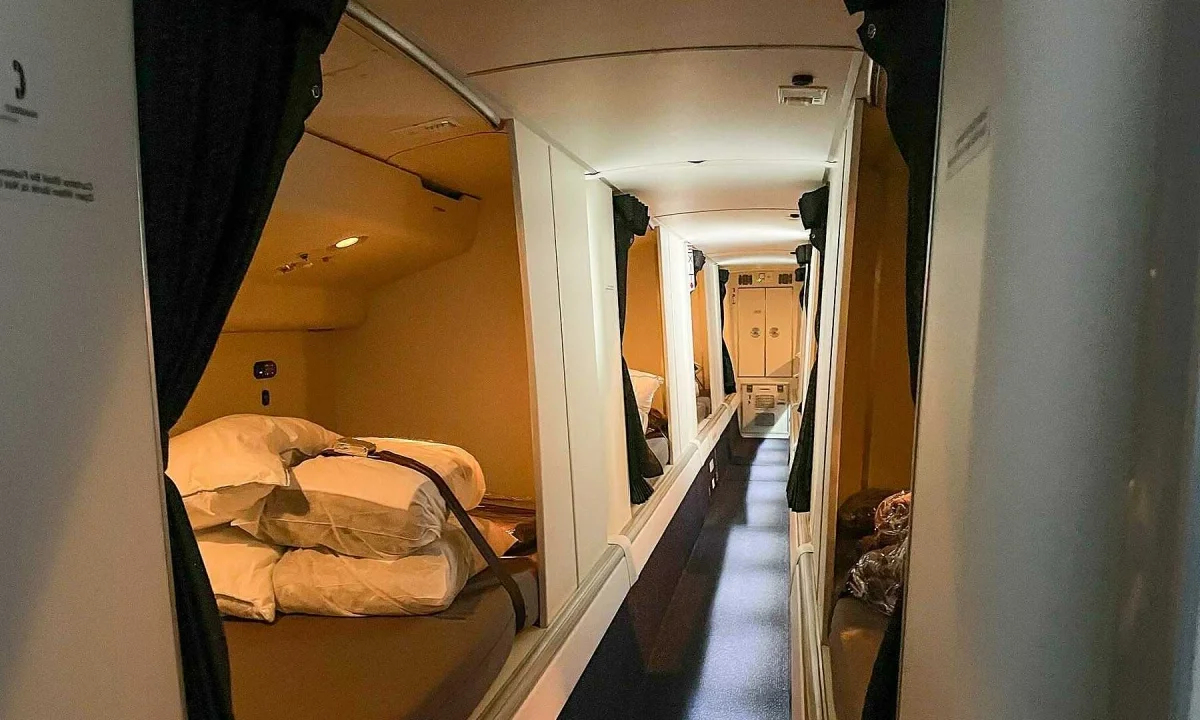 Inside the Secret Sleep Quarters of Pilots and Flight Attendants