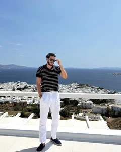 Exploring the Distinctive Fashion Style of Georgia’s Football Sensation Khvicha Kvaratskhelia - image 14