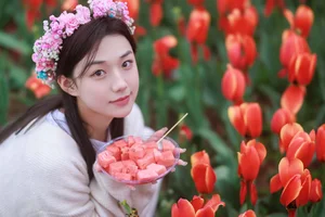 Exploring the Visual Narrative of YiTuYu Art Language Vol.4491 with Pei Tong Xue - image 21