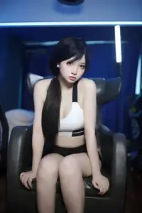 Coser Feng Mao Ss: Dynamic Sports Style and Alluring Beauty Revealed - image 0