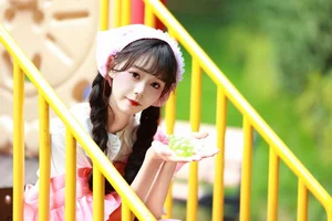Stunning Visuals in YiTuYu Art Language Vol.5832 Featuring Guan Ning - image 1