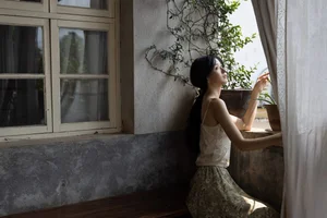 Modern Aesthetic Mastery: YiTuYu Art Language Vol.6189 Featuring Yu Tong ENTP - image 5