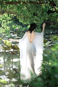 Yi Ming in Art Language Vol.10423: A Masterclass in Aesthetic Photography - image 13