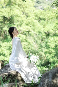Yi Ming in Art Language Vol.10423: A Masterclass in Aesthetic Photography - image 12