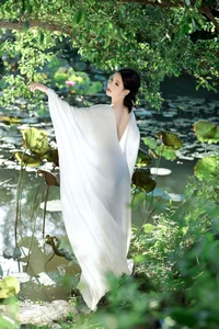 Yi Ming in Art Language Vol.10423: A Masterclass in Aesthetic Photography - image 11