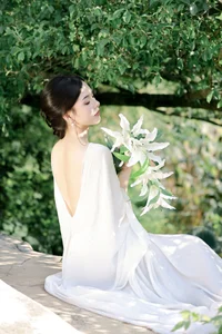 Yi Ming in Art Language Vol.10423: A Masterclass in Aesthetic Photography - image 9