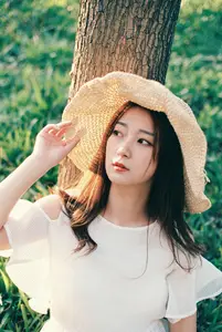 Xiao Ming Shines in Summer Sun: Pure Beauty of YiTuYu Vol.8801 - image 7