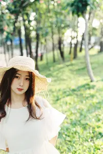Xiao Ming Shines in Summer Sun: Pure Beauty of YiTuYu Vol.8801 - image 11