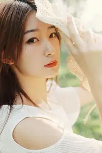 Xiao Ming Shines in Summer Sun: Pure Beauty of YiTuYu Vol.8801 - image 13