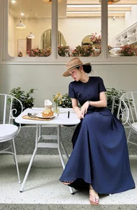 Hot Girl In Cheng Captivates with Elegant and Royal Aesthetic - image 2
