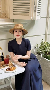 Hot Girl In Cheng Captivates with Elegant and Royal Aesthetic - image 7