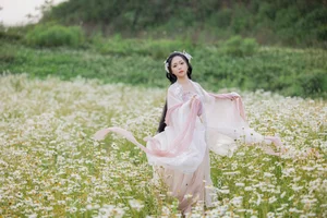Aesthetic Visuals in YiTuYu Art Language Vol.4383 Qian Mo Hong Chen - image 20