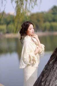 YiTuYu Art Language Vol.8071: Exploring Visual Narratives with Xiao Du Tong Xue - image 12