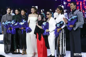 Vietnamese Fashion Icons Hoang Thuy and Thanh Hang Showcase Stunning Styles in New Exclusive Fashion Gallery - image 0