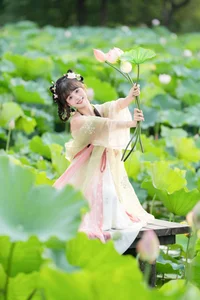 Stunning Visual Storytelling: YiTuYu Art Language Vol.10144 with Xia Yu Xiao Nian - image 49