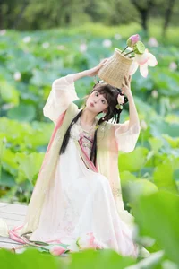 Stunning Visual Storytelling: YiTuYu Art Language Vol.10144 with Xia Yu Xiao Nian - image 9