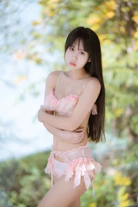 Elegant Pink Aesthetic Cosplay and Fashion Photography by Meng Ya Er: A Stunning 46-Image Collection of Soft Pastel Style - image 1