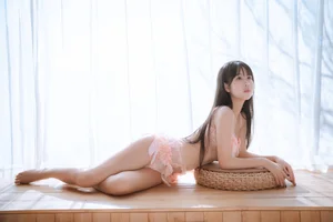 Elegant Pink Aesthetic Cosplay and Fashion Photography by Meng Ya Er: A Stunning 46-Image Collection of Soft Pastel Style - image 9