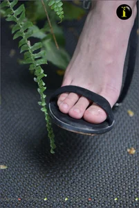 Elegant Barefoot Photography Collection Featuring Model Qiqi - IESS 003 Gallery - image 48