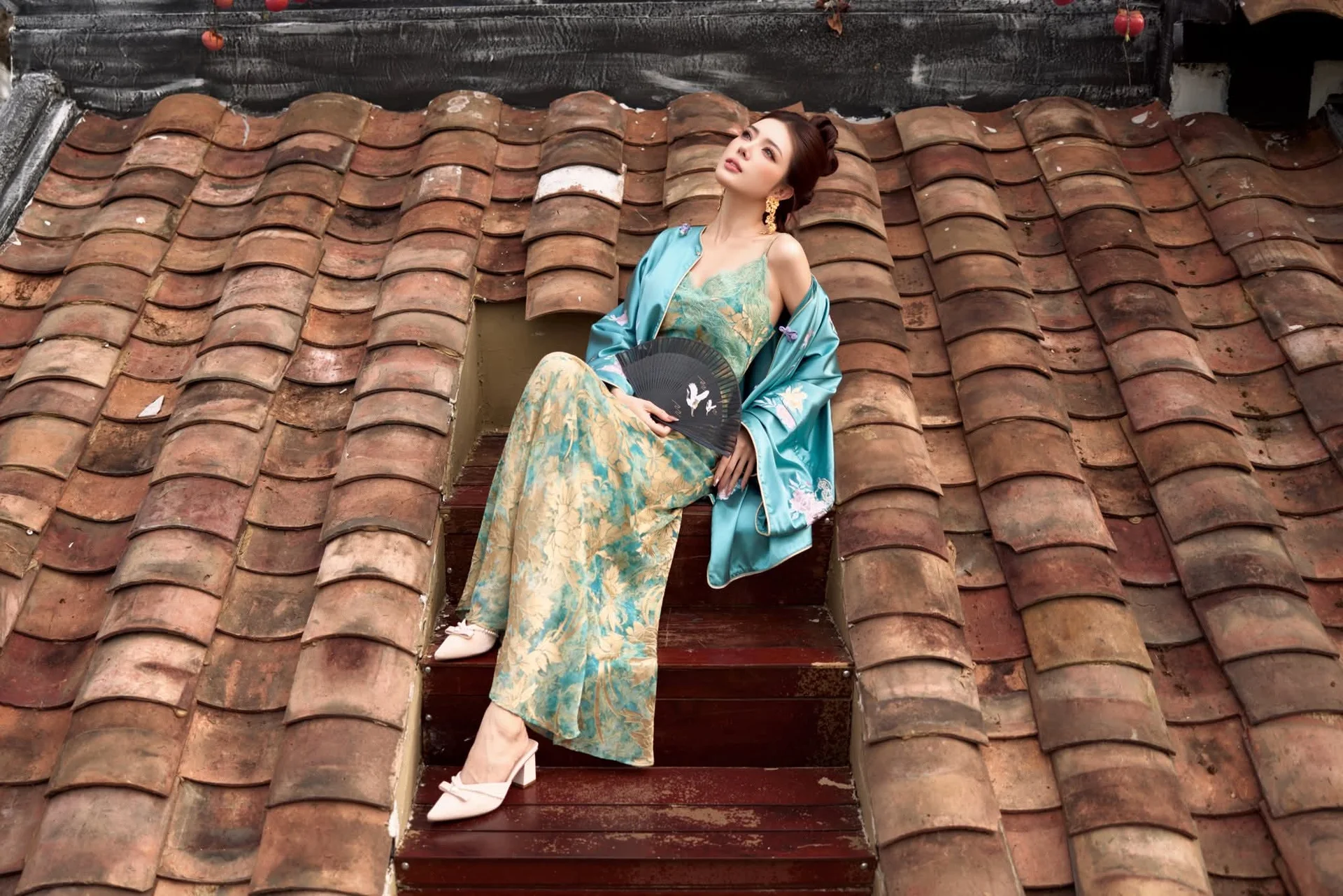 Timeless Elegance and Poetic Serenity