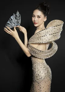 Miss Universe Vietnam Bui Quynh Hoa Shines in Daring Sheer Fashion and Elegant Evening Gowns - image 2