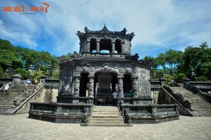 The Architectural Legacy of King Khai Dinh: Exploring the Unique Fusion of Eastern and Western Styles in Hue - image 3
