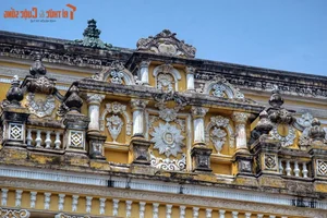 The Architectural Legacy of King Khai Dinh: Exploring the Unique Fusion of Eastern and Western Styles in Hue - image 4