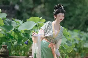 Chi Yan Zai Zhe Li in Lotus Pond, YiTuYu Vol.8730 | Captivating Ancient Beauty - image 11