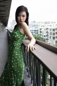 Chenaling CL: Urban Elegance in YiTuYu Vol.8814 – A Captivating Art Language Collection - image 5