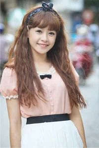 Chi Pu’s Incredible Style Evolution: Tracking the Vietnamese Star’s Stunning Beauty Transformation Over the Years - image 8