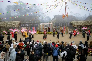 Sun World Fansipan Legend Welcomes Thousands of Tourists to Sapa - image 0