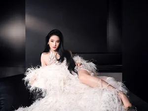 Liu Yifei Radiates Ethereal Beauty in Exquisite Haute Couture Fashion Gallery - image 3