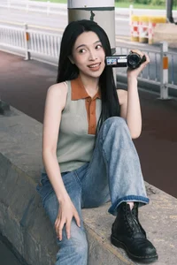 Elegant Portraiture in YiTuYu Art Language Vol.4618 Featuring Lu Rou Chi Bu Bao - image 1
