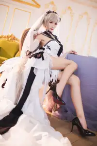Coser Masaki Ya Qi stuns in Azur Lane Formidable dress a captivating portrayal of elegance and charm - image 11